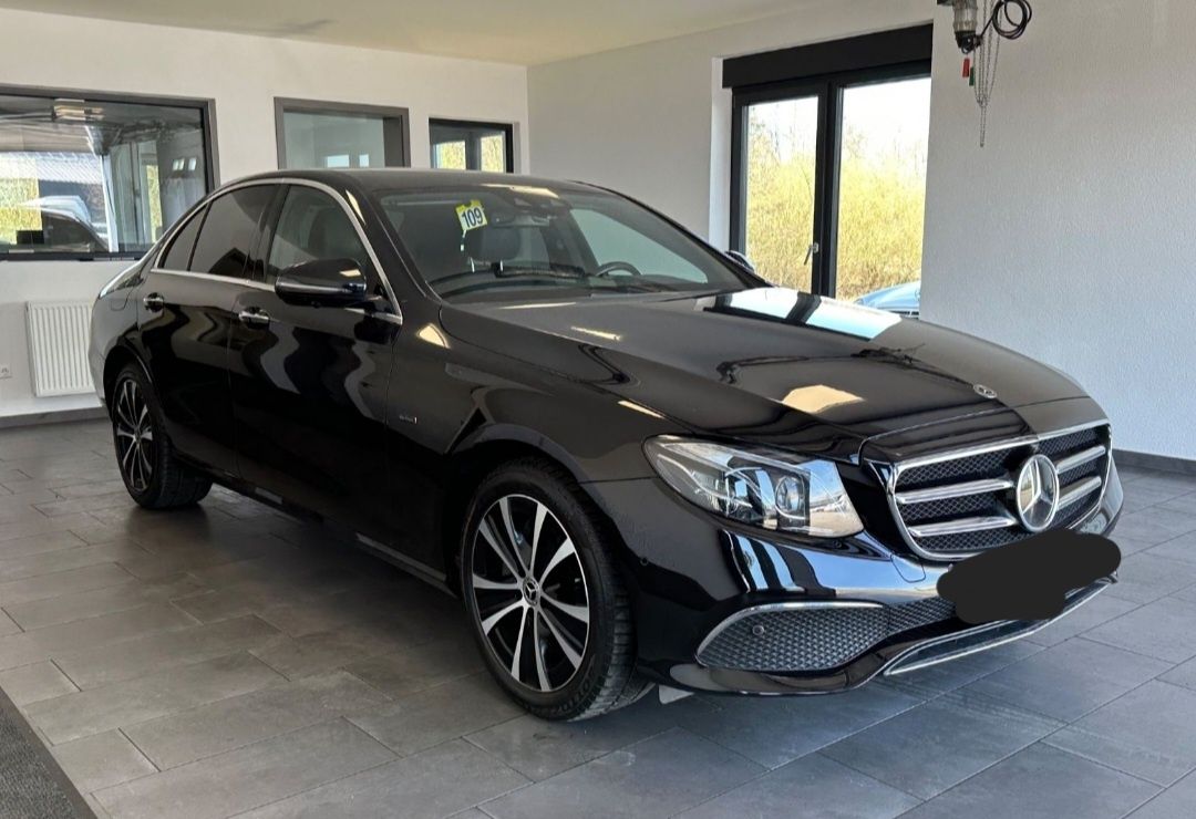 Mercedes-Benz E300de