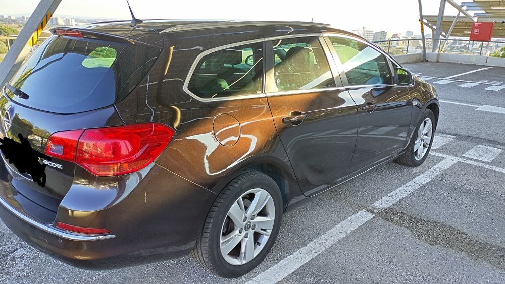Opel Astra Sport Tourer 2015