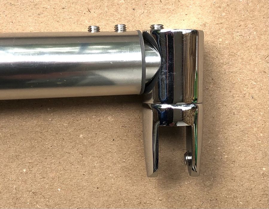 Mocowanie ścianki szklanej prysznicowej wysuwane na różna dlugość