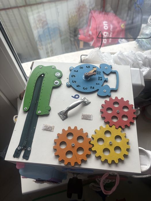 Бізі кубік для дітей від 6 місяців