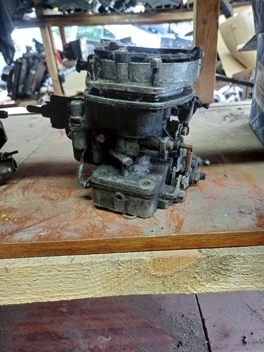 Продам карбюратор на ваз 2101-2107 азон,вебер.