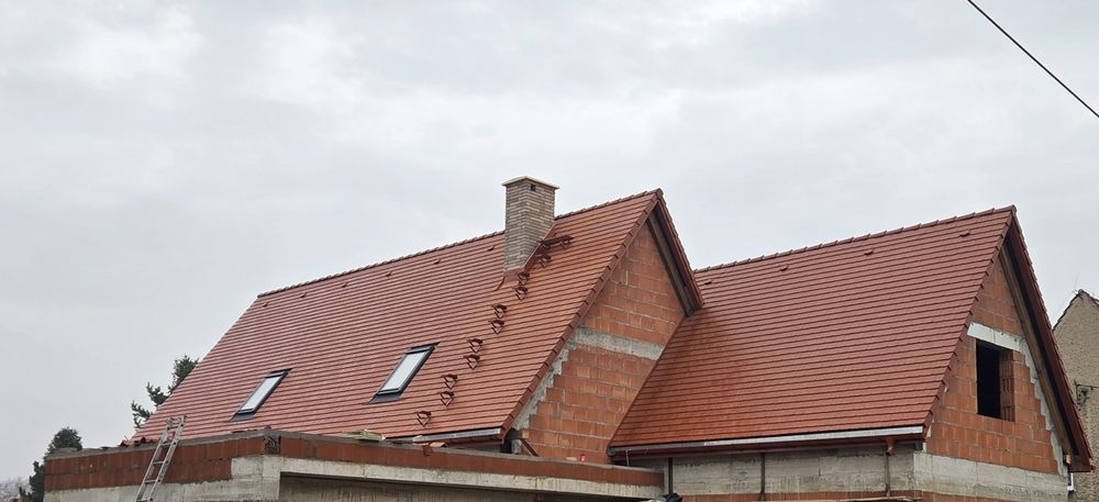 Karpiówka prosta Wienerberger czerowna angoba