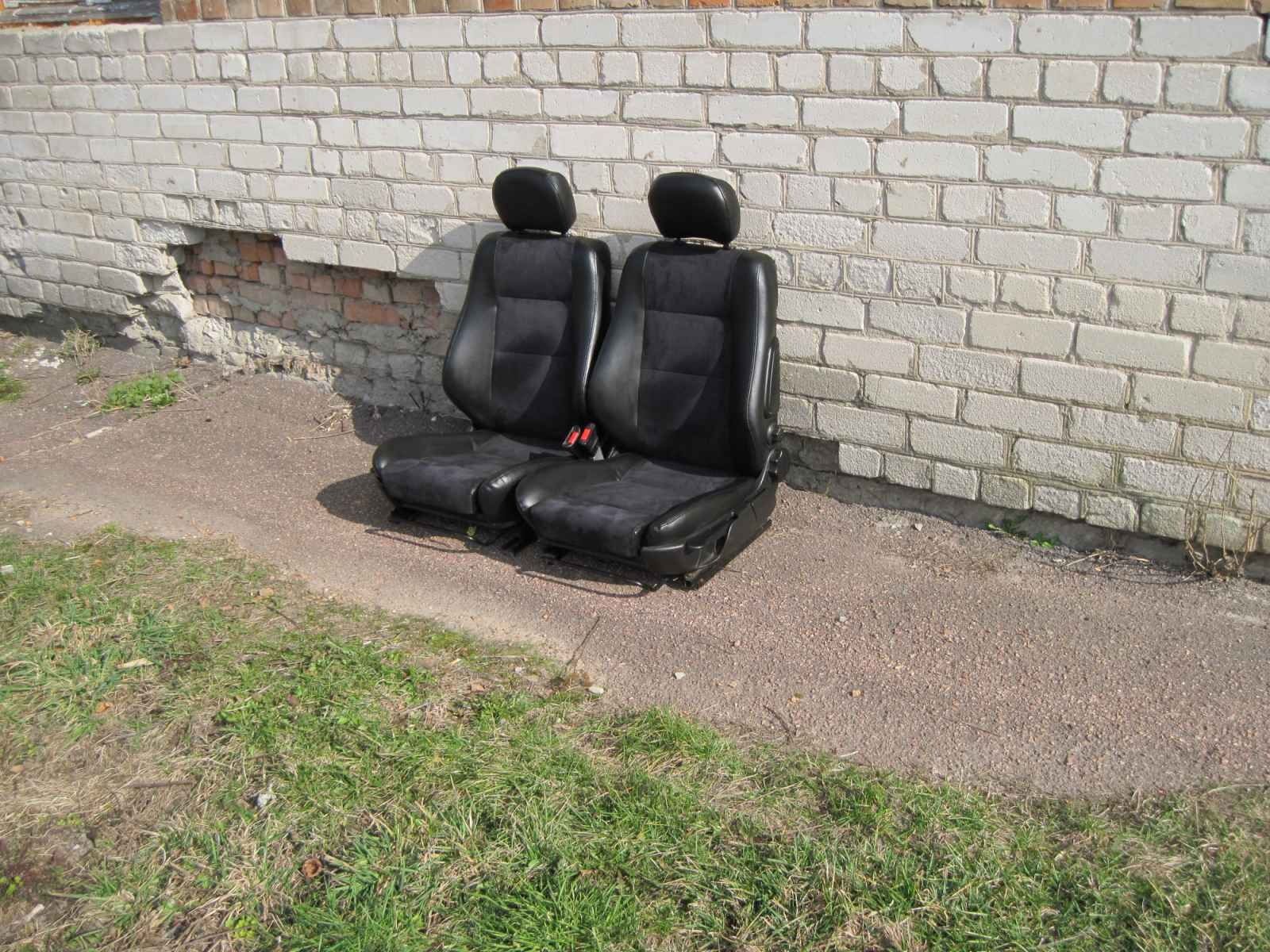 Продам передние (Сидіння) сидения от иномарок откидные (відкідні)