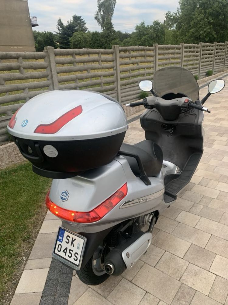Piagiio x8 250 plus kufer