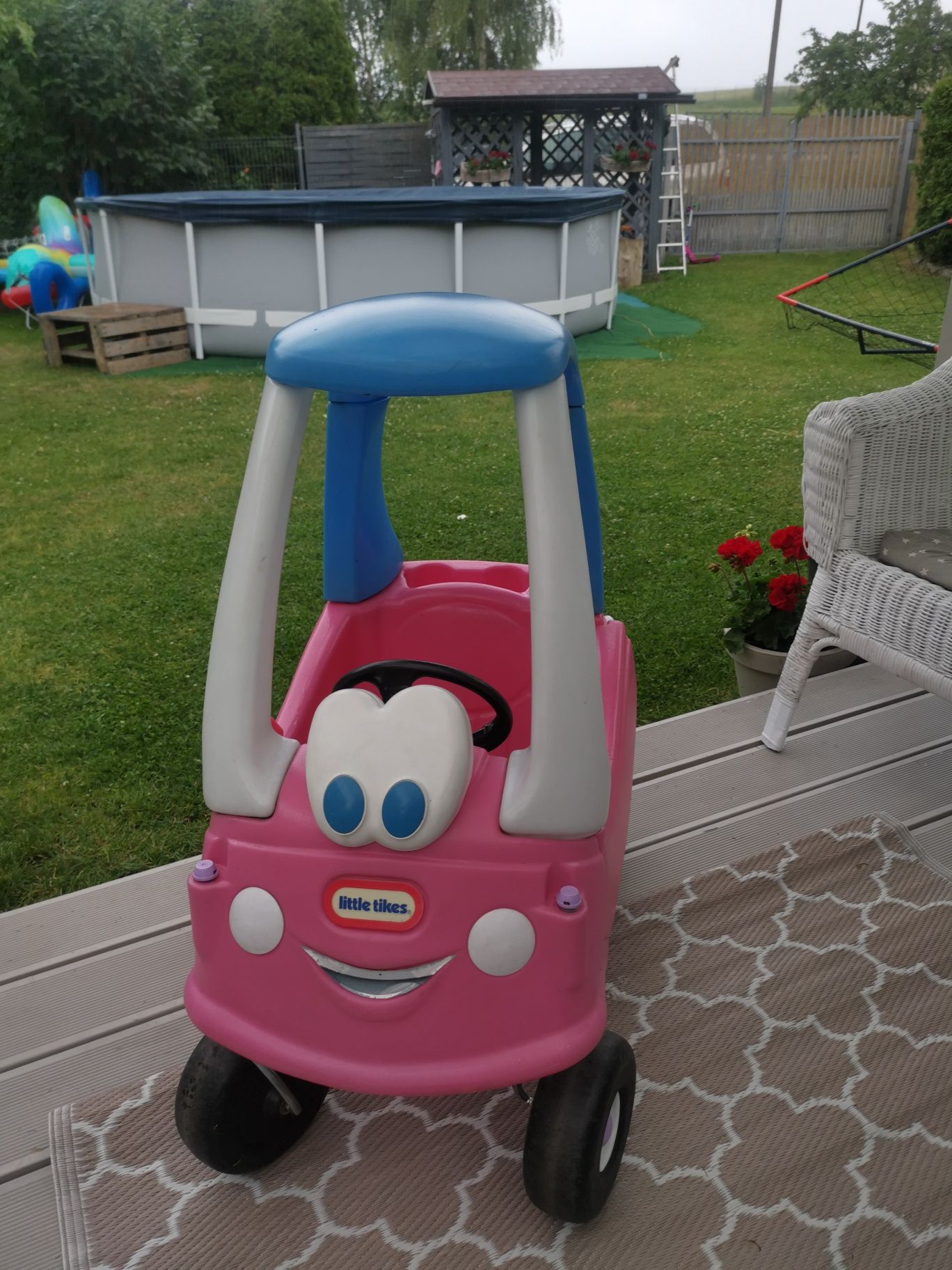 Auto samochód jeździk little tikes kierownica dach