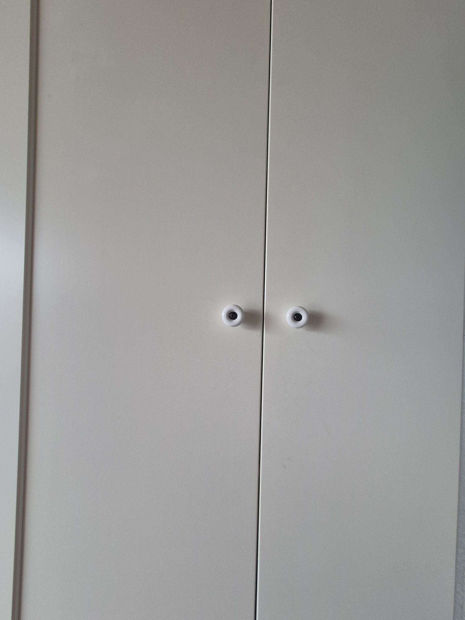 Szafa Ikea Hensvik dziecieca wieszaki
