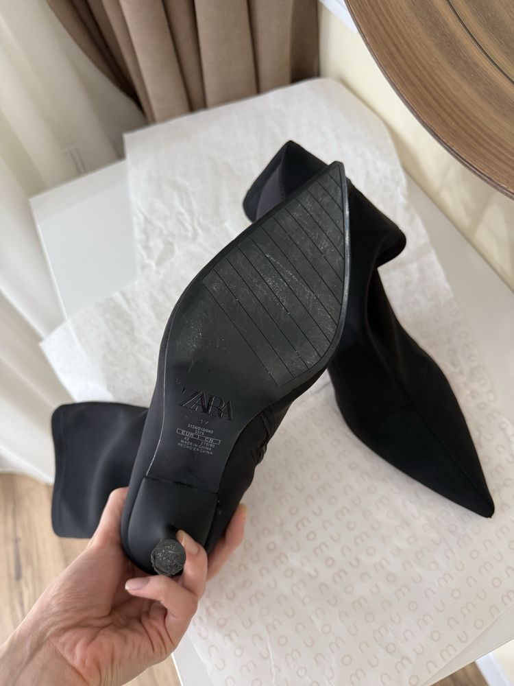 Нейлонові ботильйони чоботи туфлі Zara 42 розмір