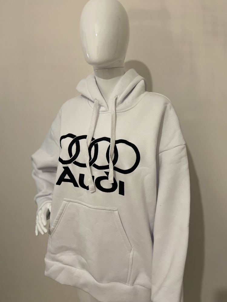 Худі з вишивкою Audi