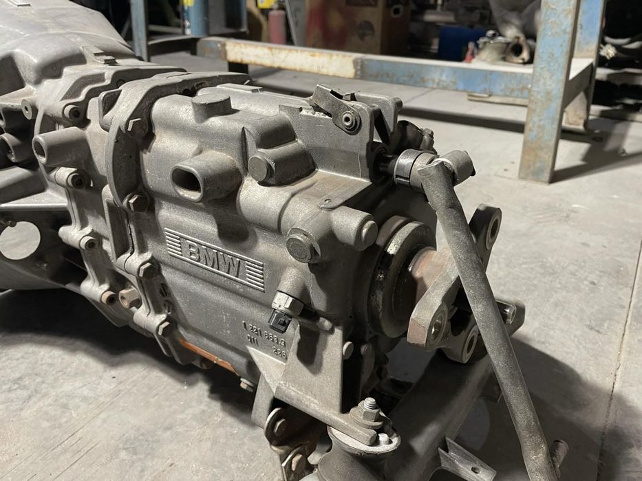 Терміново Продам 6 ступеневу ступенчатую МКПП BMW Е39 E38 М62 М5 4,4