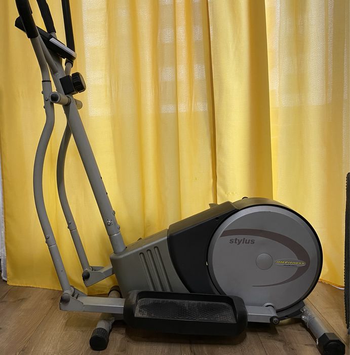 Orbitrek BH Fitness Stylus – sprawny, stabilny, cichy