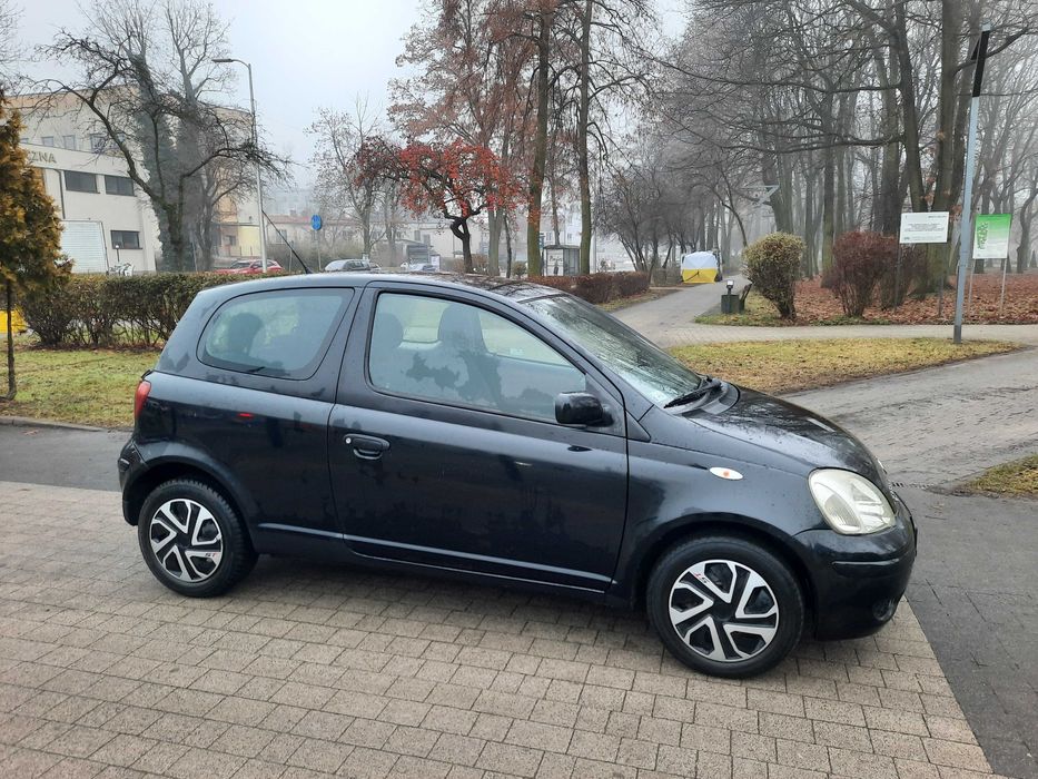 Toyota Yaris 1.0 !!! Wspomaganie  !!! Klimatyzacja