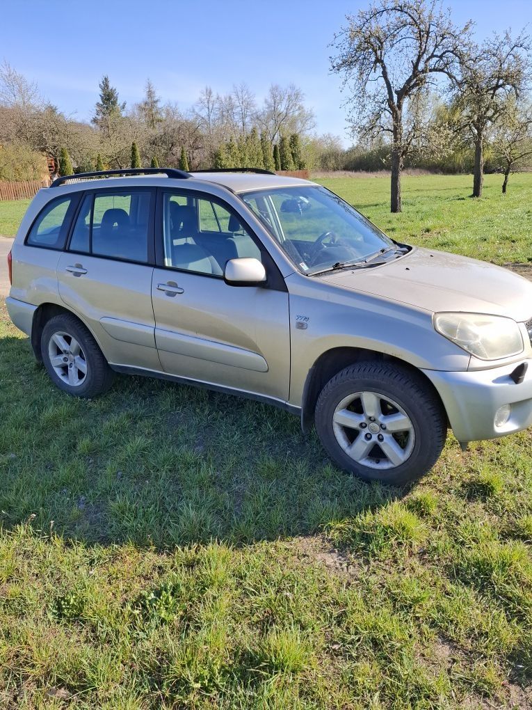 Sprzedam Toyota  Rav-4