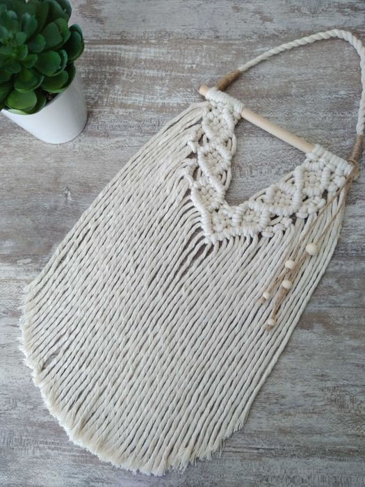 Mini painel decorativo em Macramé;