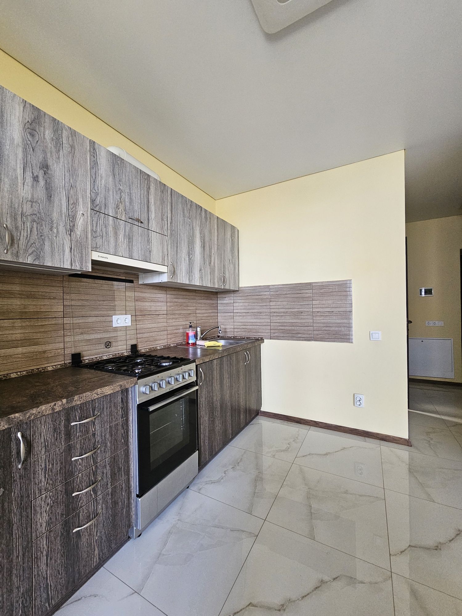 Продам 1-кімнатну квартирув новому будинку в центрі