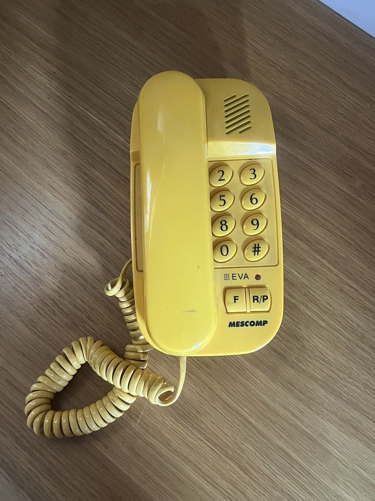 Telefon przewodowy stacjonarny