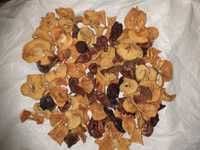 сухофрукты (сушеные яблоки, абрикосы, груши, сливы, персики)