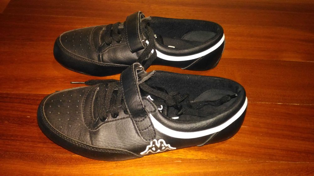 Sapatilhas originais da marca Kappa, tamanho 38. Novas. Sem uso.