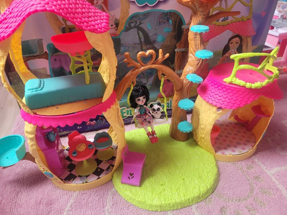 Domek pandy leśny enchantimals pudełko