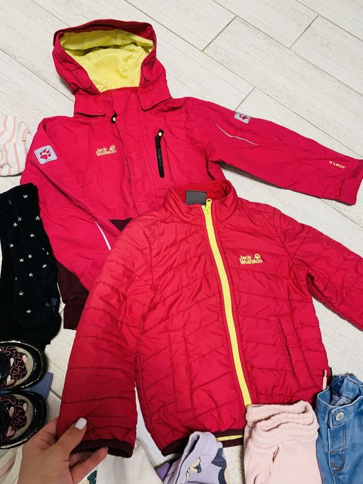 Комплект теплих речей на дівчинку 2-3 роки + 2 вітровки та кросівки 26