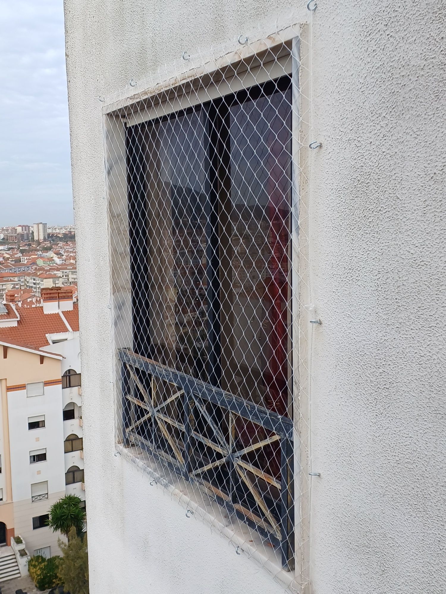 Rede antiqueda para varanda e janela