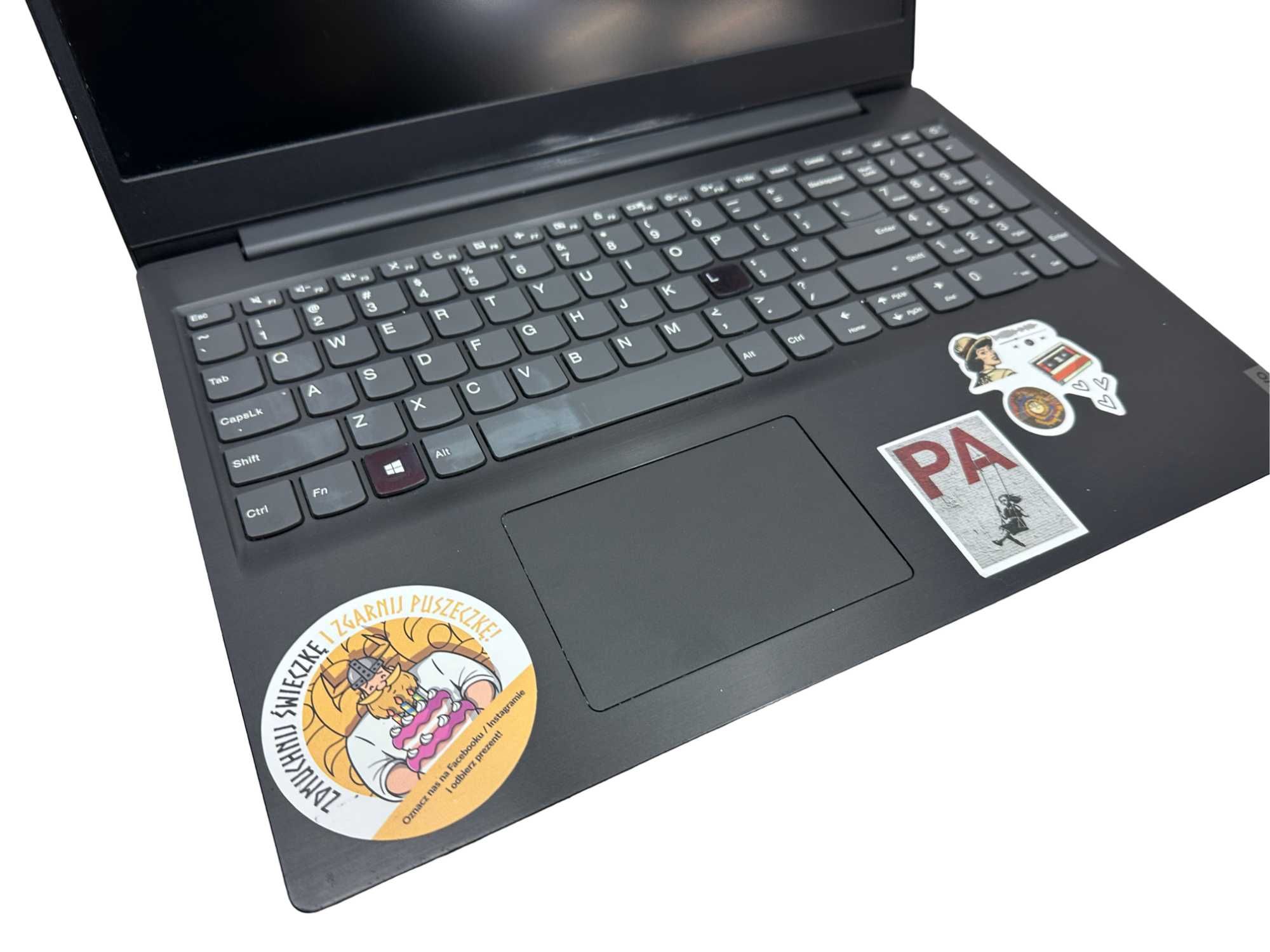 Laptop Lenovo IDEAPAD S145 AMD A6-9225 8GB RAM 256GB SSD