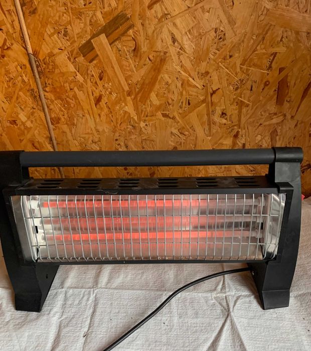 Інфрачервоний обігрівач  LUXELL  1500 W