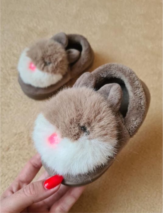 Дитячі тапочки зайчики пухнасті, тапочки для садочка