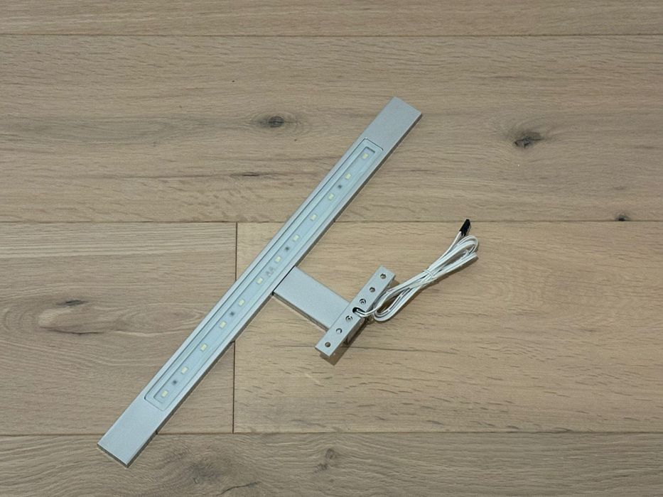 Lustro 70x46 z lampką LED nad lustro chrom