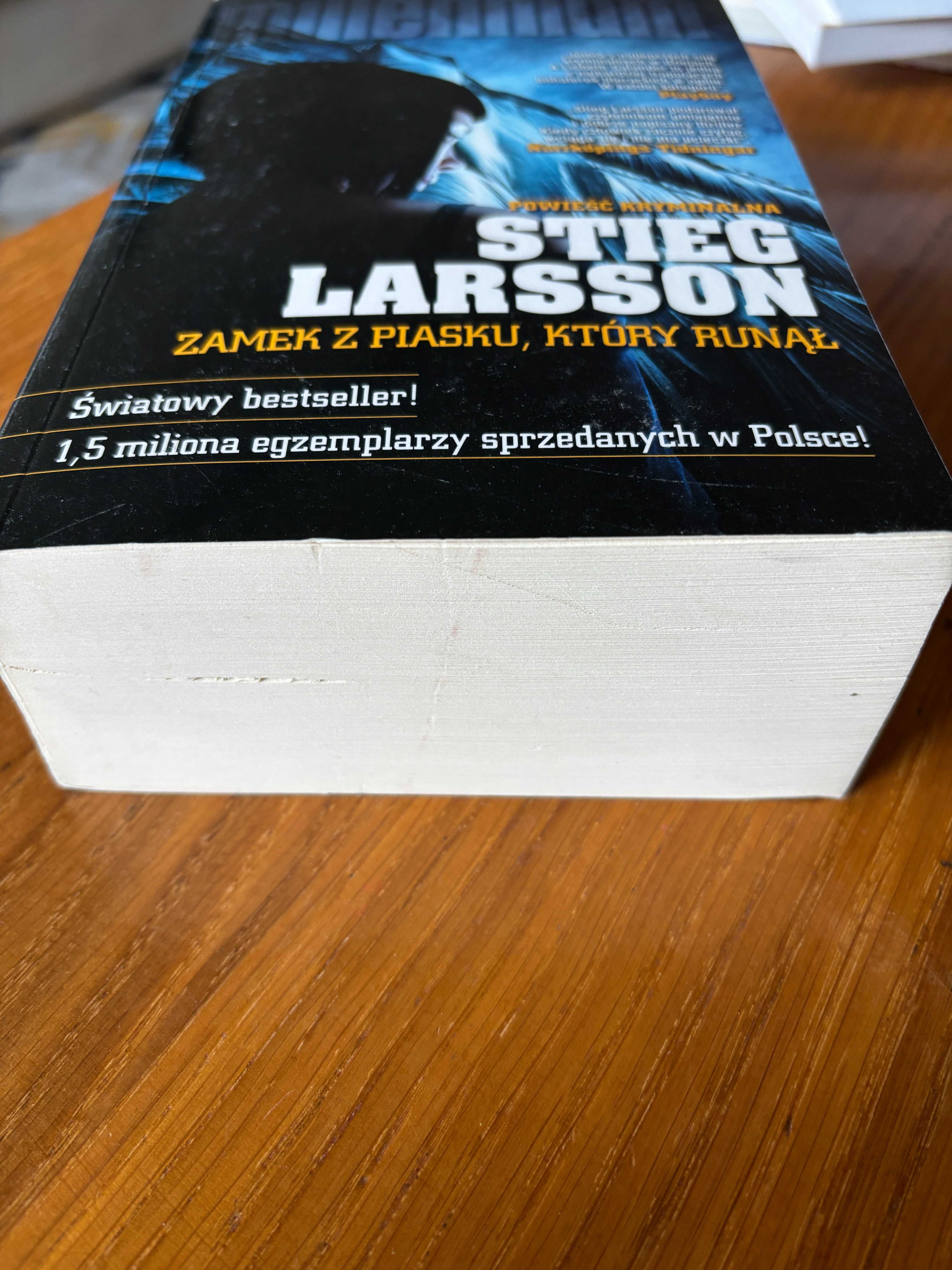 Zamek z piasku który runął. Stieg Larsson.