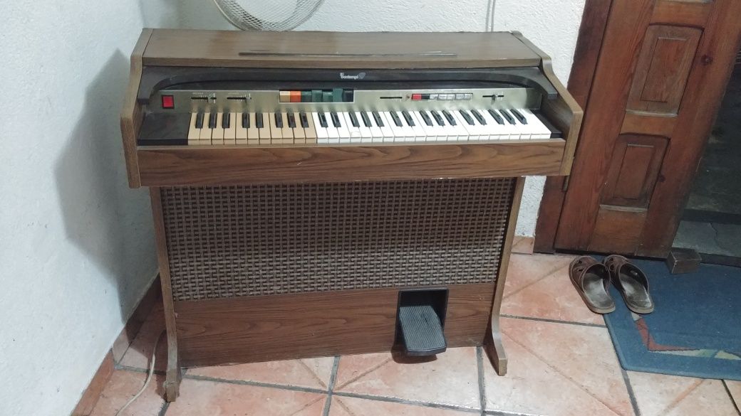 Organy elektryczne Bontempi B27