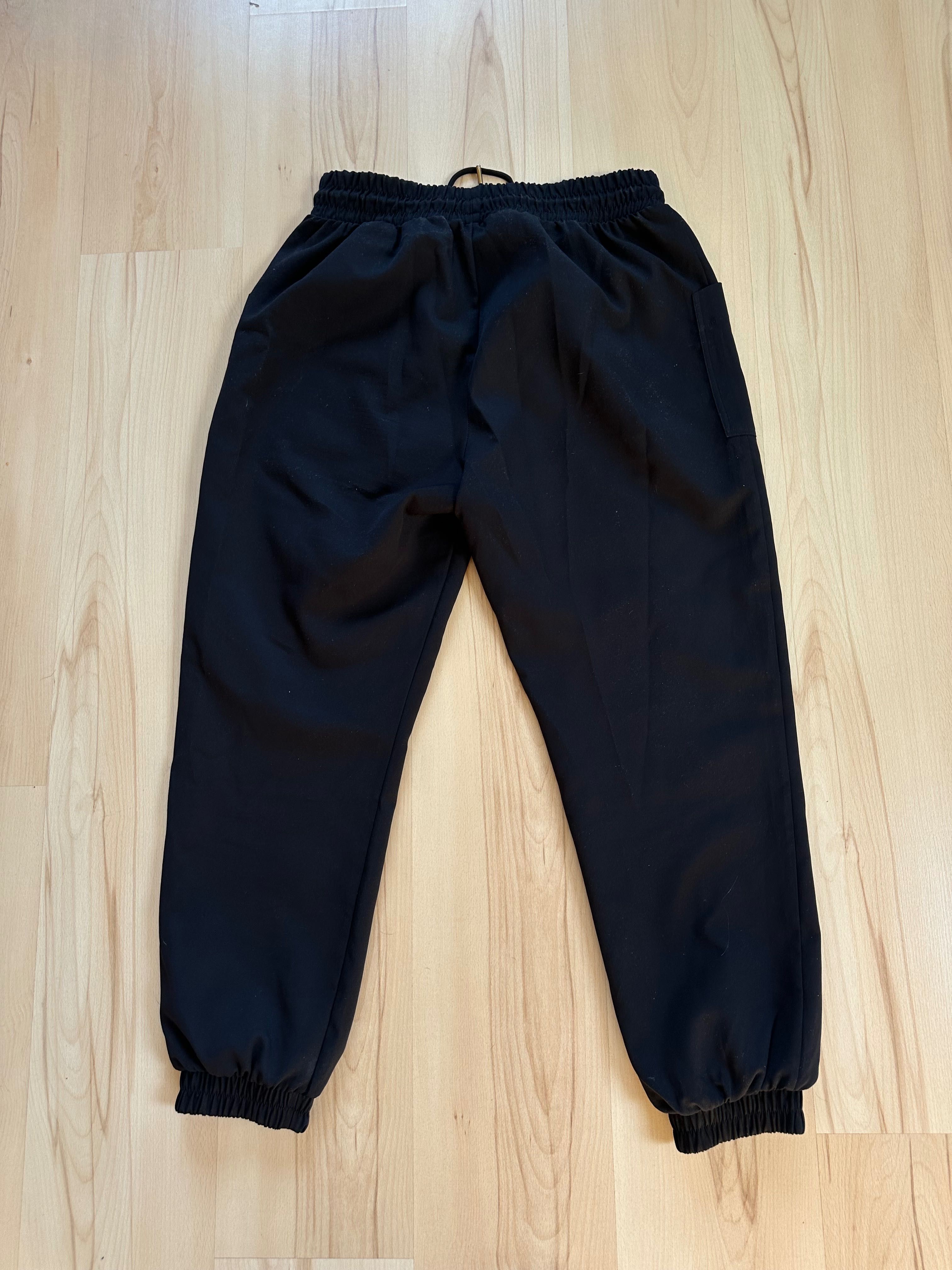 Czarne spodnie Zara rozmiar XL