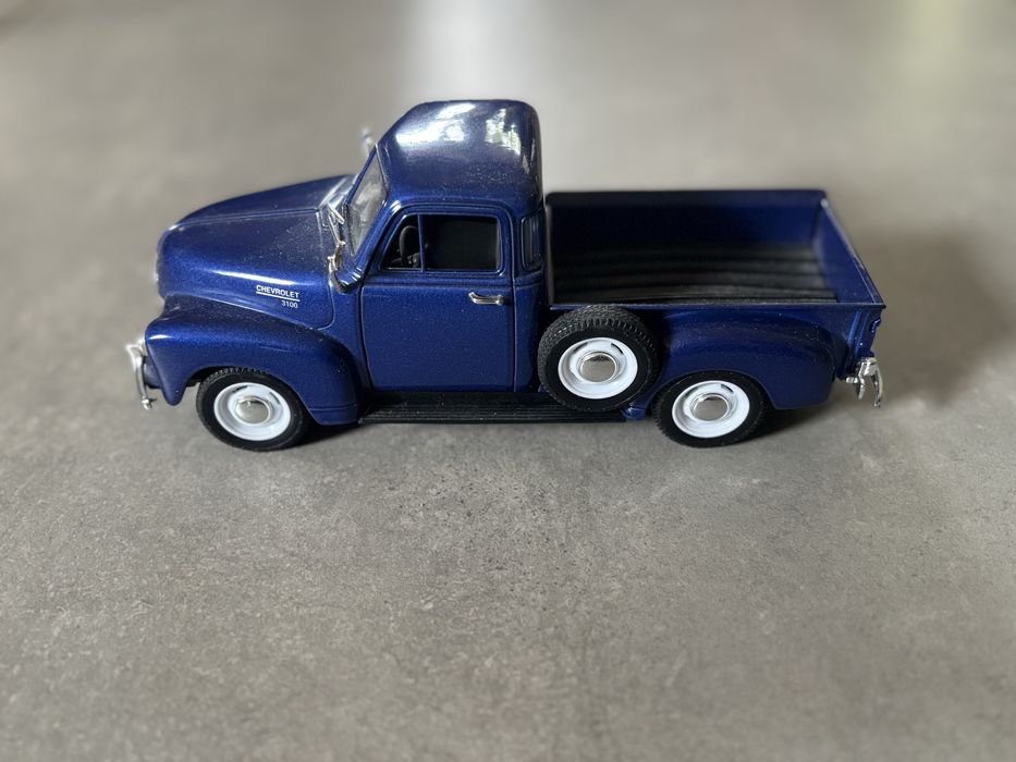 Model Welly skala 1/24 Chevrolet Pick Up 1953