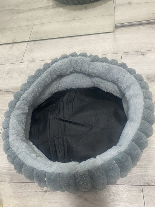 Лежанка для собаки