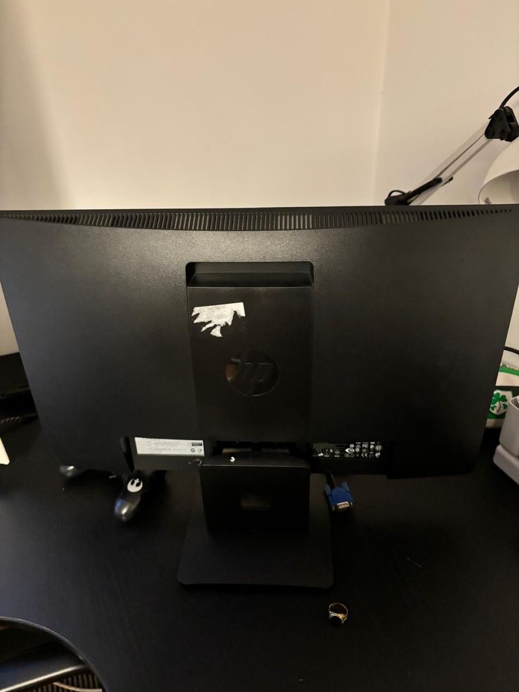 Monitor HP P240va
