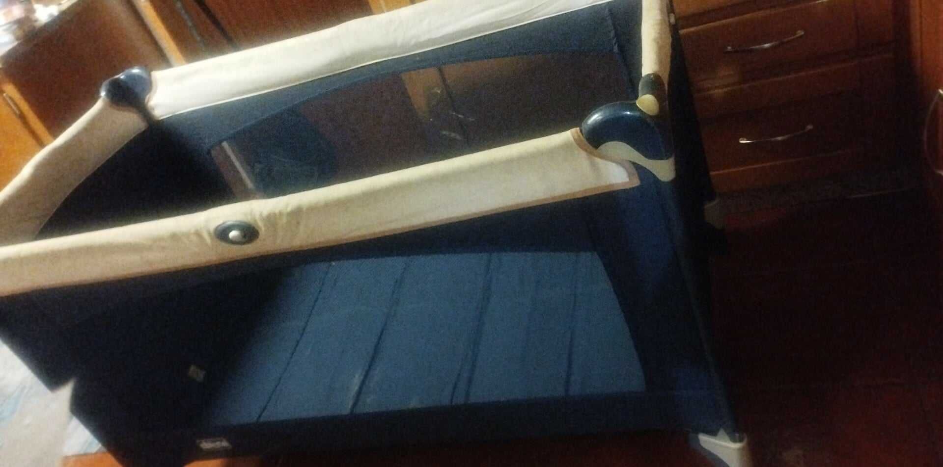 Cama de viagem / parque para bebé