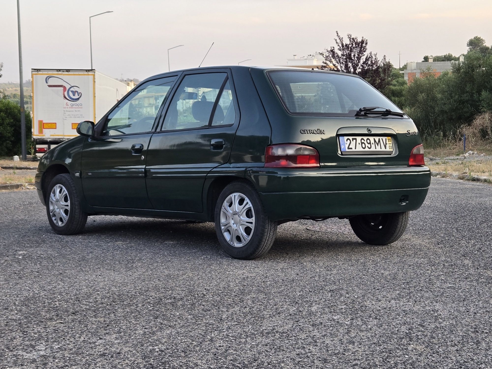 Citroën saxo com pouco kms!!!