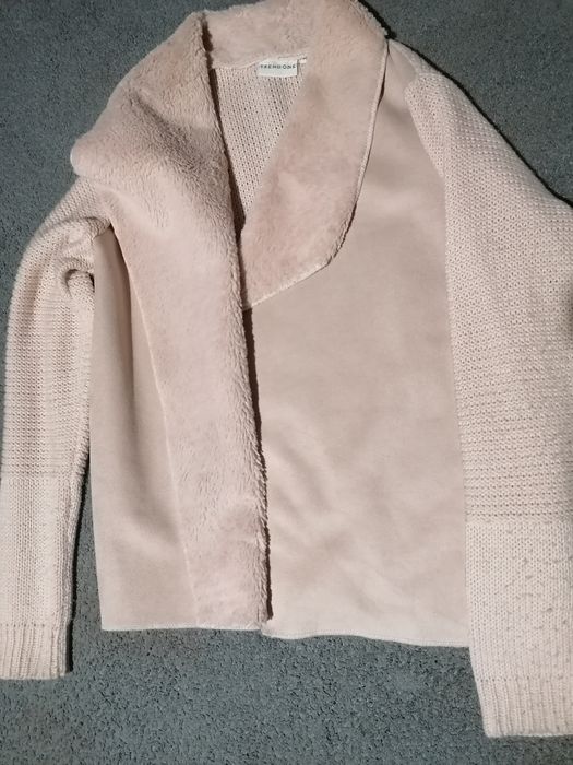 Narzutka pudrowy róż 42