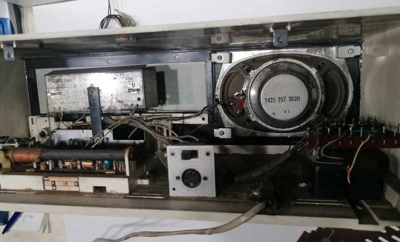 Radio Radiola antigo