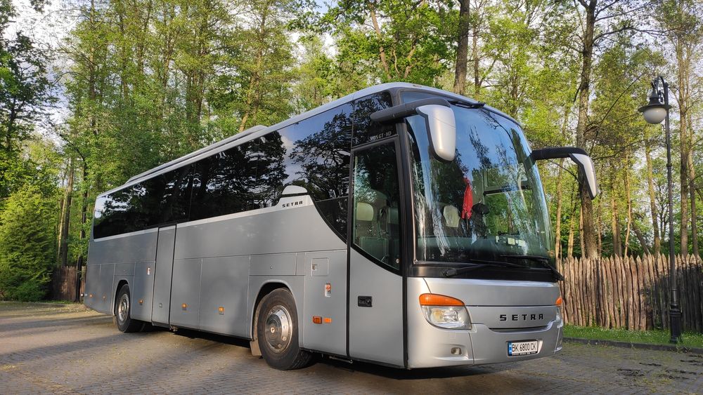 Автобус, пасажирські перевезення