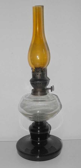 Stara szklana LAMPA NAFTOWA zabytek