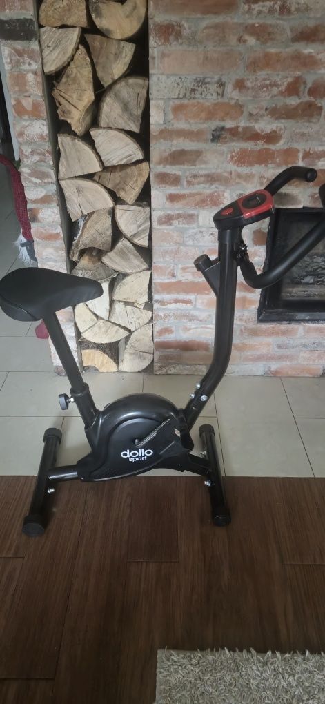 Rower stacjonarny praktycznie nowy