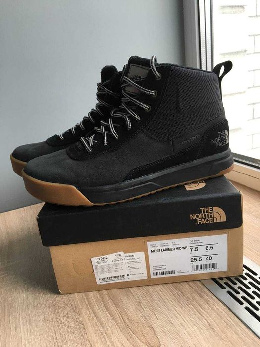 Ботинки зимние The North Face Larimer Mid WP