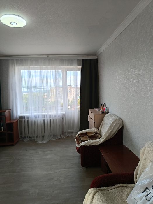 Продам 1 квартиру,  косметичний ремонт, вул.6Грудня 135