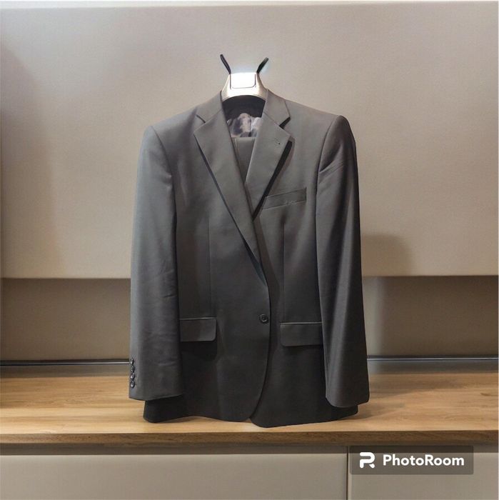 продам костюм чоловічий класика мужской костюм