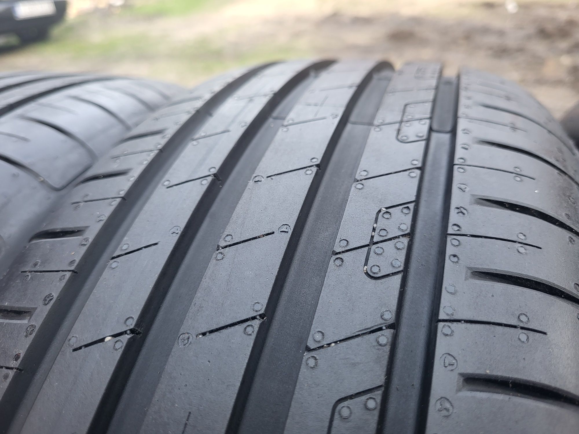 4x  205/ 55 R17 91V Goodyear Efficientgrip Performance  jak nowe