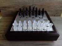 szachy szklane w drewnianym pudełku 179zł zamiast 199zł