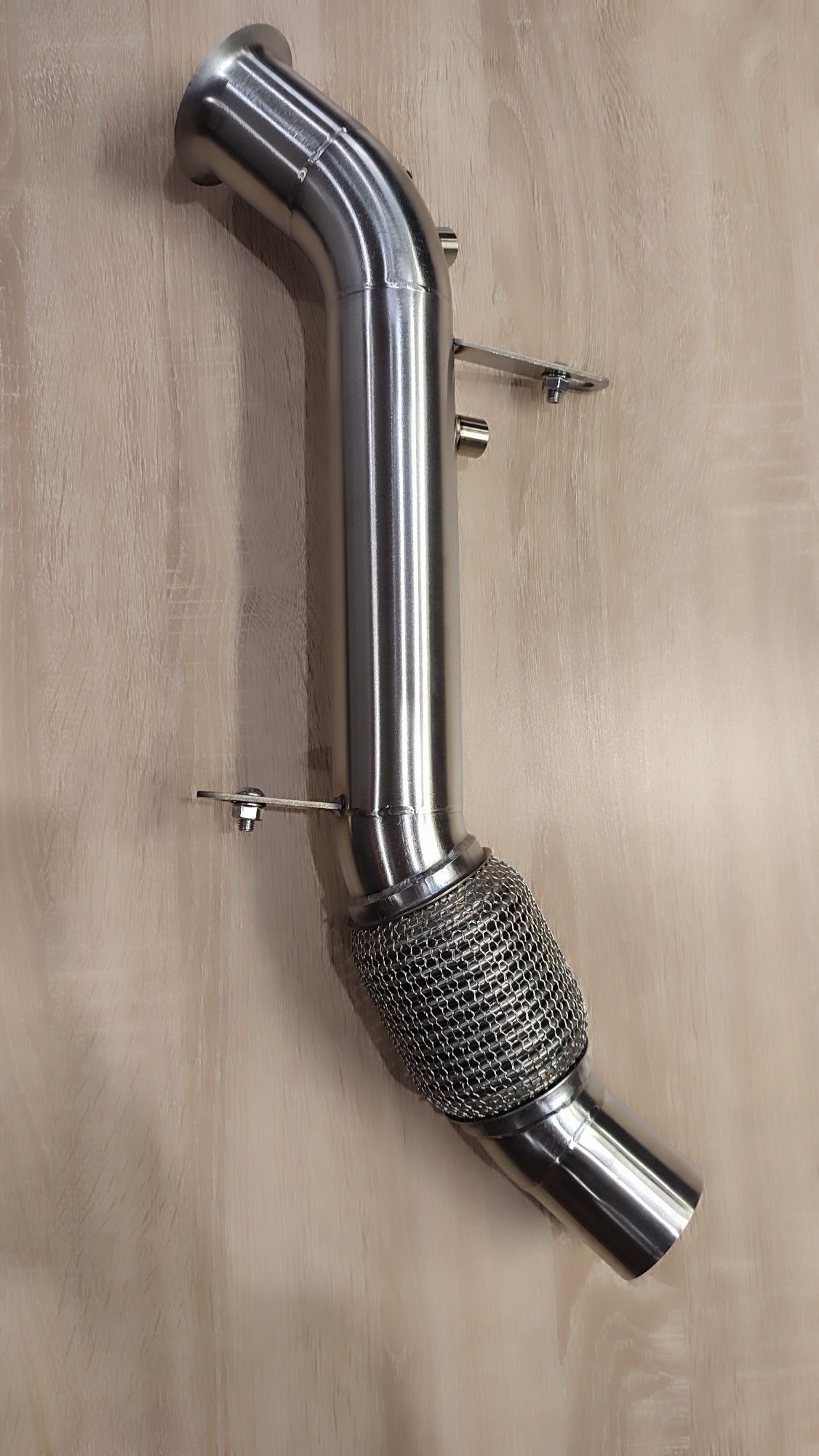 Даунпайп БМВ X1 E84 Ф30 Ф20 B47 Downpipe BMW X1 Е90 N47 HEAT SHIELD