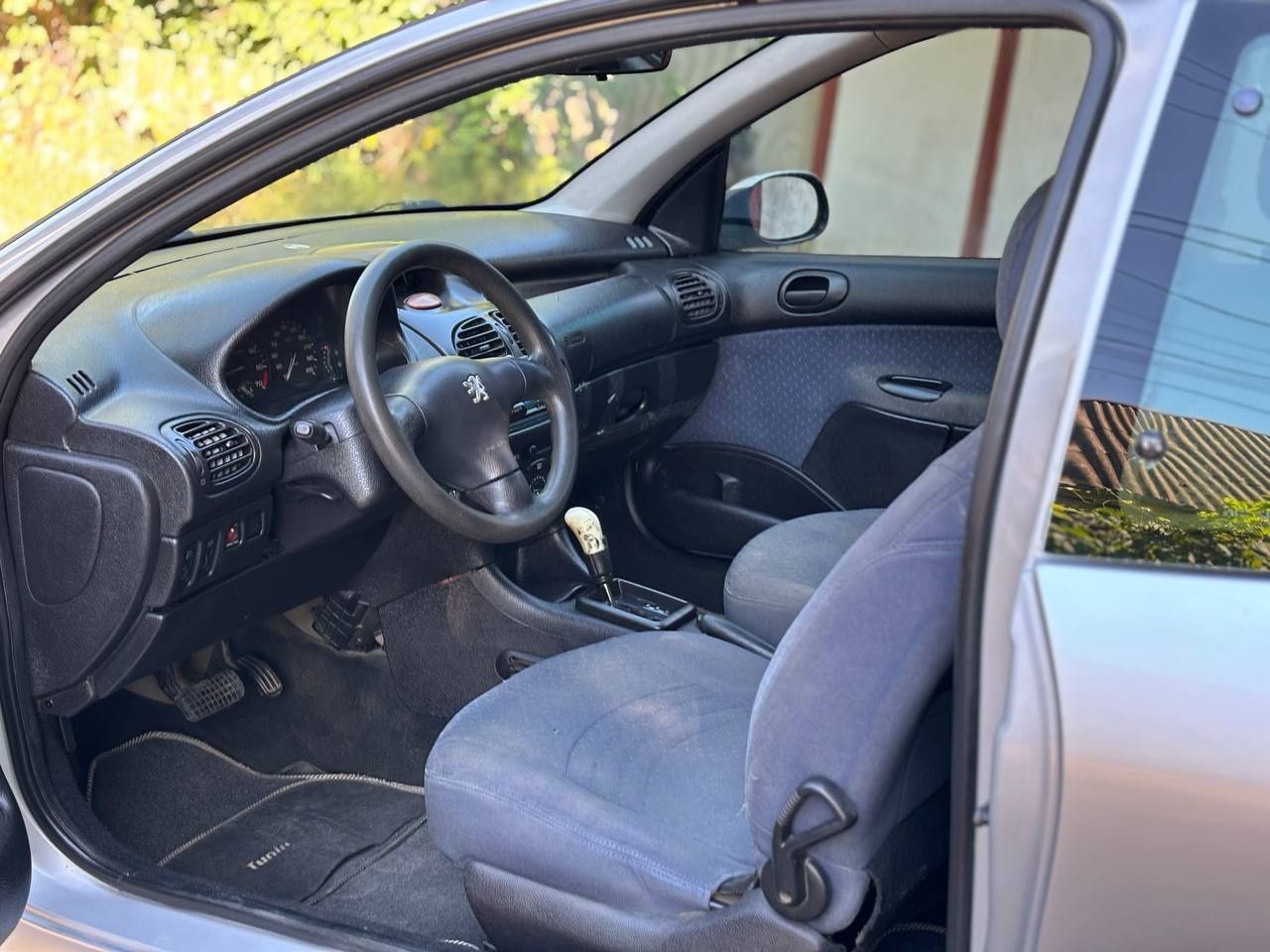Peugeot 2006 Coupe Automatic
