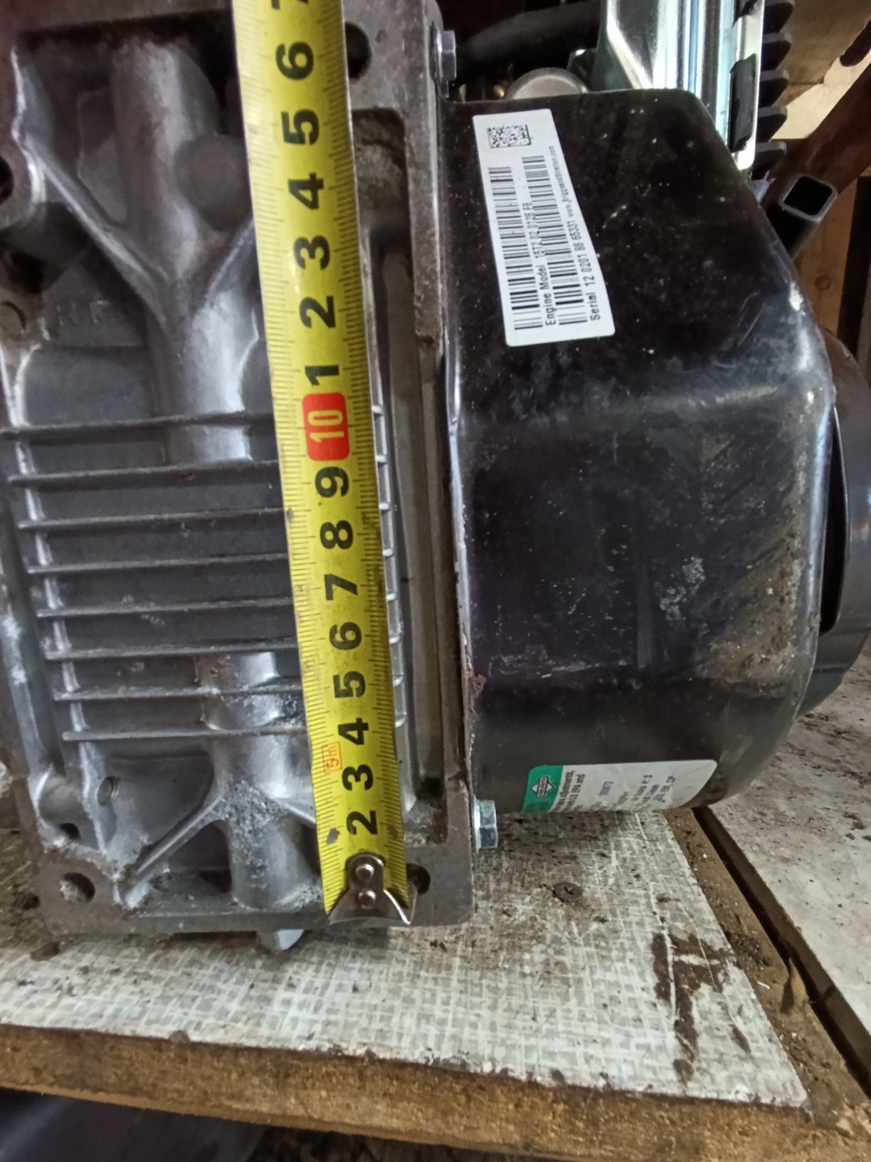 Silnik spalinowy briggs & stratton  9Km  poziomy wał rębak odśnieżarka