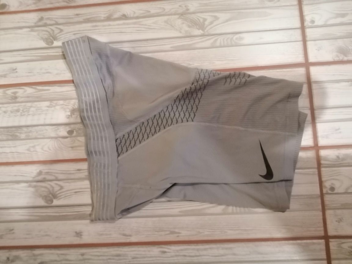 Компрессионные , термо шорты Nike PRO , оригинал